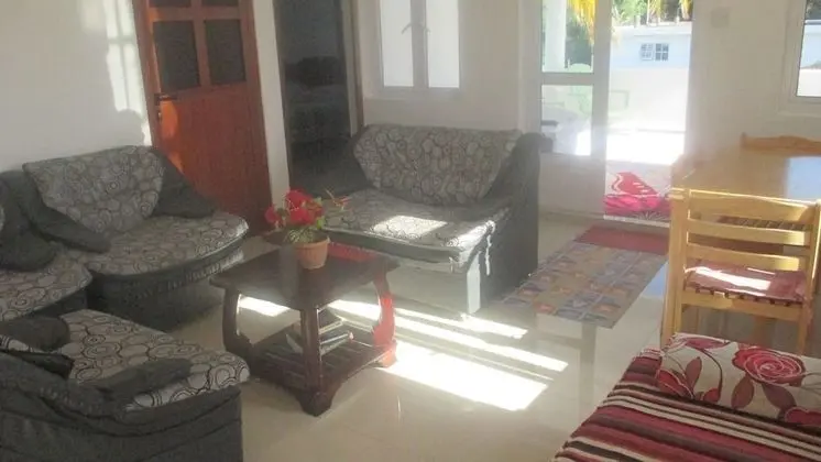 Ev, 4 Yatak Odası, Sigara İçilebilir, Balkon