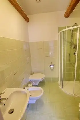 Tek Büyük veya İki Ayrı Yataklı Oda