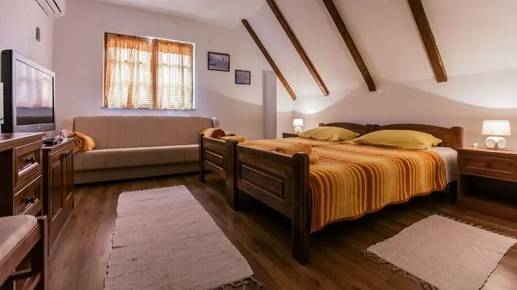 Deluxe Tek Büyük Yataklı Oda, Dağ Manzaralı