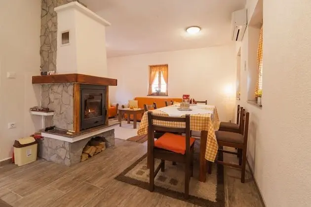 Ev, 2 Yatak Odası, Balkon, Dağ Manzaralı