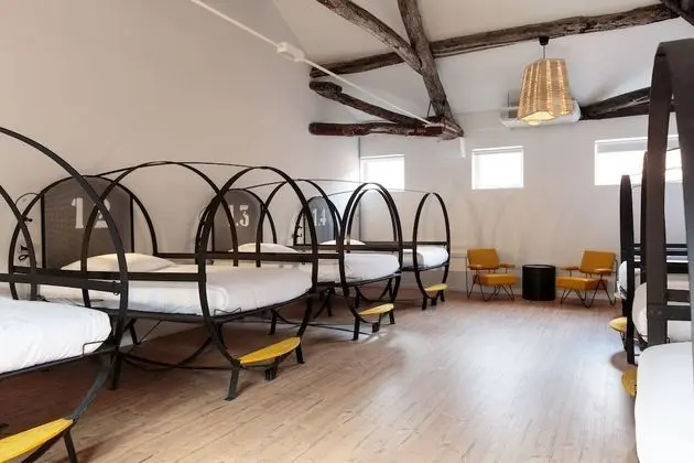 Ortak Ranzalı Oda, Karma Ranzalı Oda, Ortak Banyo (8 Guests)