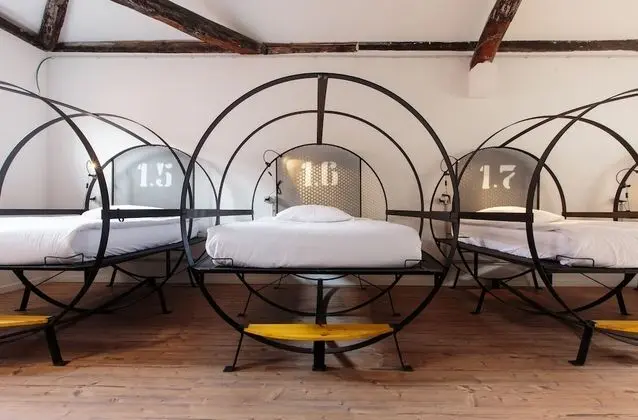 Ortak Ranzalı Oda, Karma Ranzalı Oda, Ortak Banyo (8 Guests)