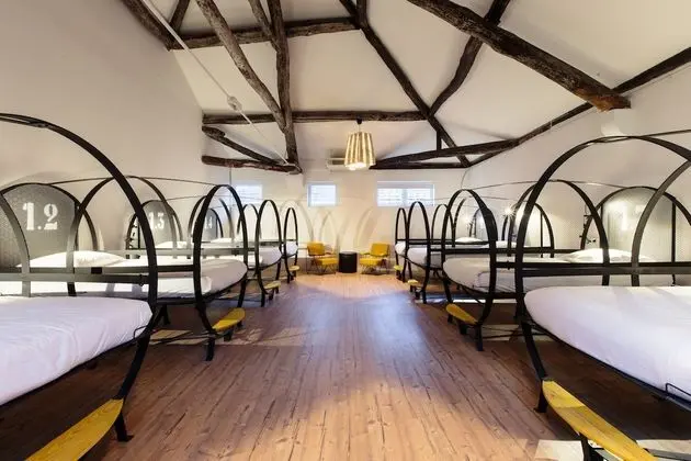 Ortak Ranzalı Oda, Karma Ranzalı Oda, Ortak Banyo (8 Guests)