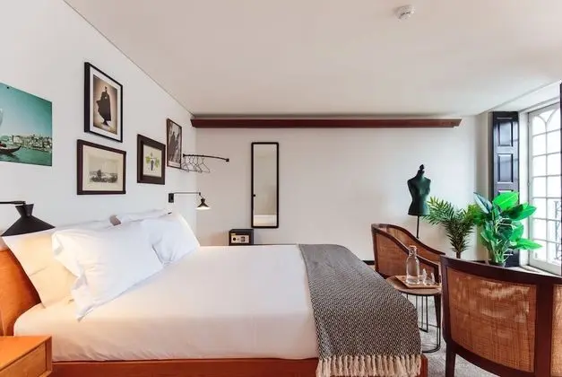 Superior Oda, Nehir Manzaralı