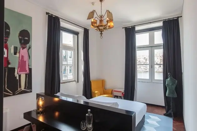 Superior Oda, Nehir Manzaralı