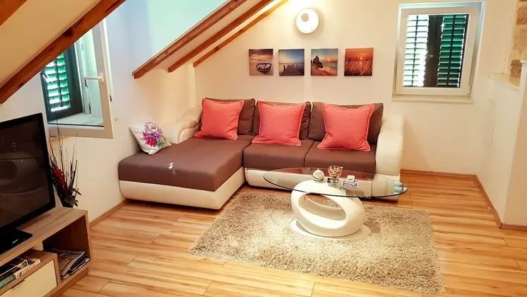 Deluxe Oda, 1 En Büyük (King) Boy Yatak