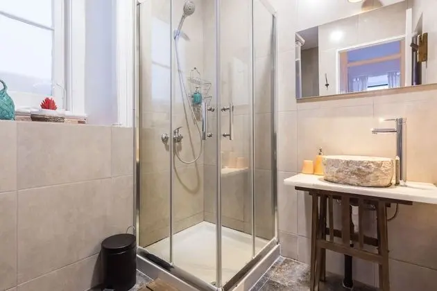 Süit, Banyolu/Duşlu