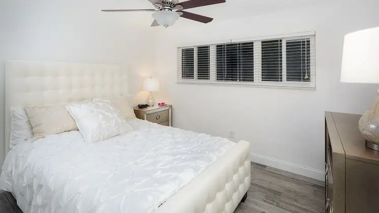 Ev, 3 Yatak Odası, Kişiye Özel Havuzlu, Kanal Manzaralı (2 Bathrooms)
