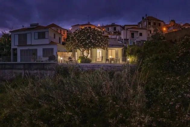 Basic Ev, Birden Çok Yatak, Deniz Manzaralı