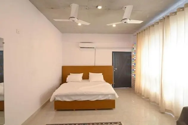 Superior Tek Büyük Yataklı Oda