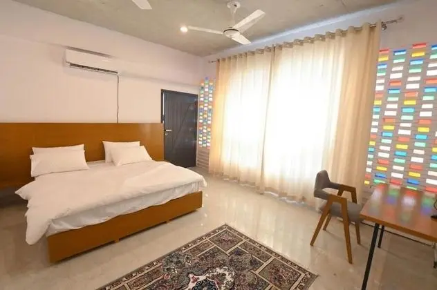 Superior Tek Büyük Yataklı Oda