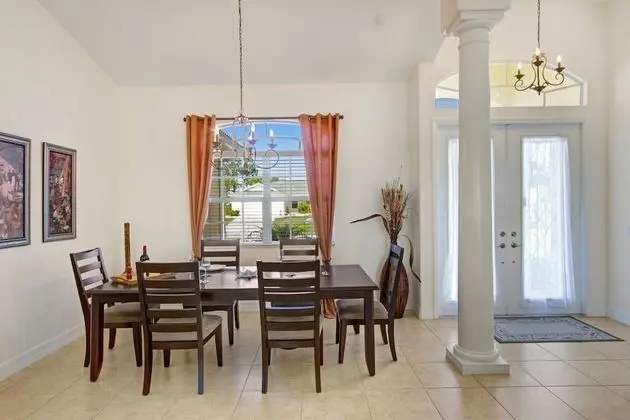 Ev, 3 Yatak Odası, Kişiye Özel Havuzlu, Kanal Manzaralı (2 Bathrooms)