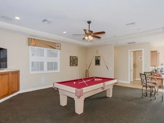 Villa, 5 Yatak Odası, Kişiye Özel Havuzlu, Kanal Manzaralı (5 Bathrooms, 3 Full and 2 Half)