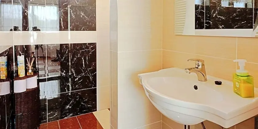 Ev, 2 Yatak Odası, Sigara İçilmez (Private Vacation, b/yard, up to 10ppl)