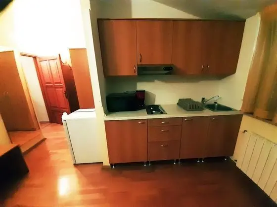 Basic Apart Daire, 1 Büyük (Queen) Boy Yatak, Bahçe Manzaralı