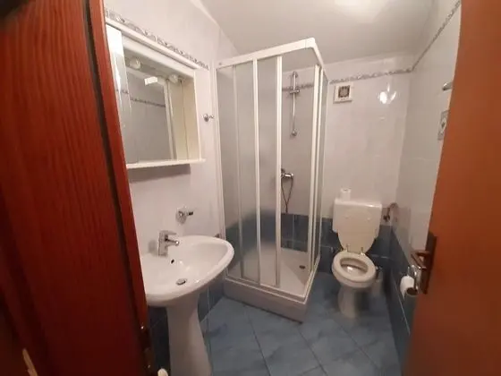 Basic Apart Daire, 1 Büyük (Queen) Boy Yatak, Bahçe Manzaralı
