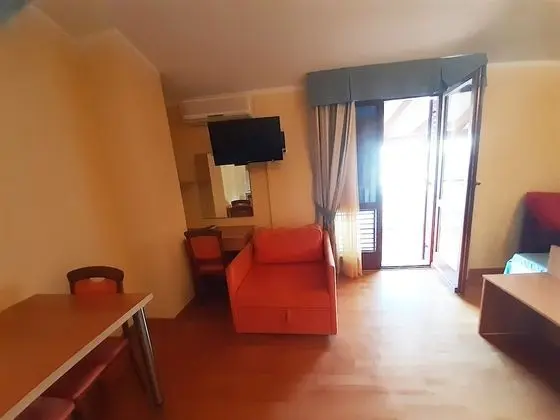 Economy Apart Daire, 1 Büyük (Queen) Boy Yatak, Bahçe Manzaralı