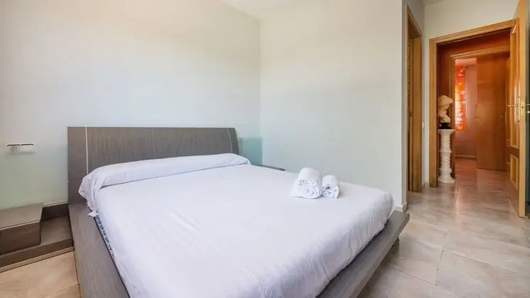 Apart Daire, 5 Yatak Odası