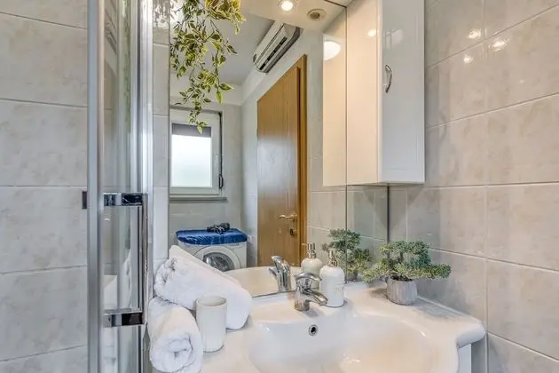 Family Ev, 1 Çift Kişilik Yatak ve Çekyat, Dağ Yamacı (House In The Vineyards Whirlpool)