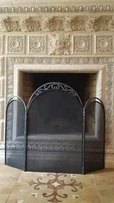 Ev