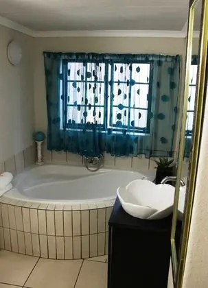 Standard Tek Büyük Yataklı Oda, 1 Yatak Odası, Engellilere Uygun, Havuz Kenarı