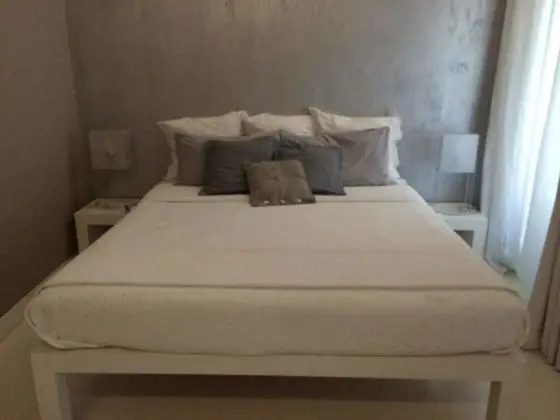 Tek Büyük Yataklı Oda