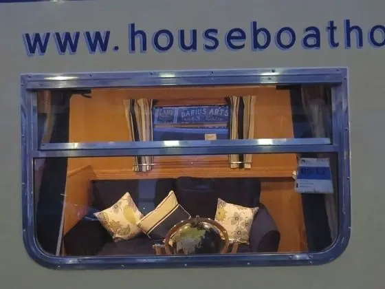 Oda, Özel Banyo (Laila Mai Houseboat )
