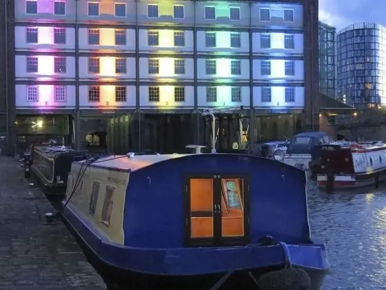 Oda, Özel Banyo (Millie Grace Houseboat)