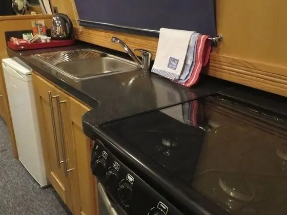 Oda, Özel Banyo (Millie Grace Houseboat)