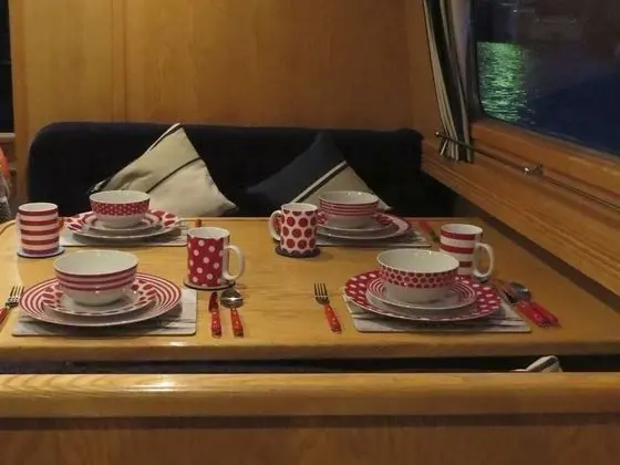 Oda, Özel Banyo (Millie Grace Houseboat)