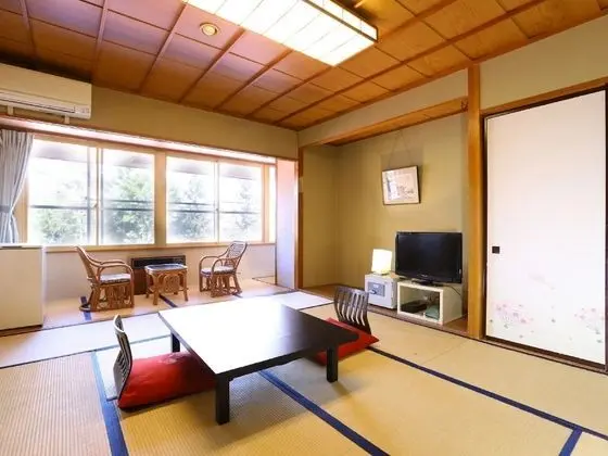 Economy Oda, Özel Banyo, Şehir Manzaralı (Japanese-Style)