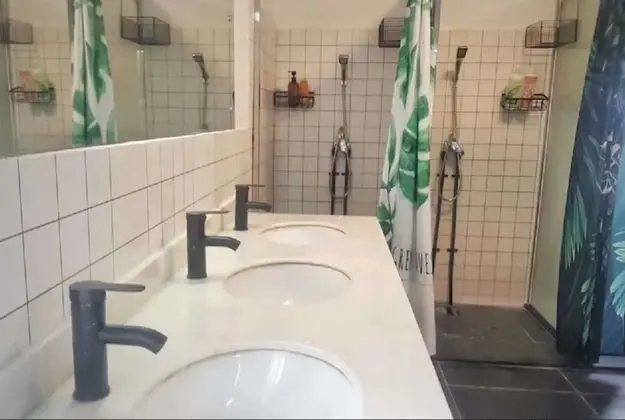 Ortak Ranzalı Oda, 1 Tek Kişilik Yatak, Sigara İçilmez