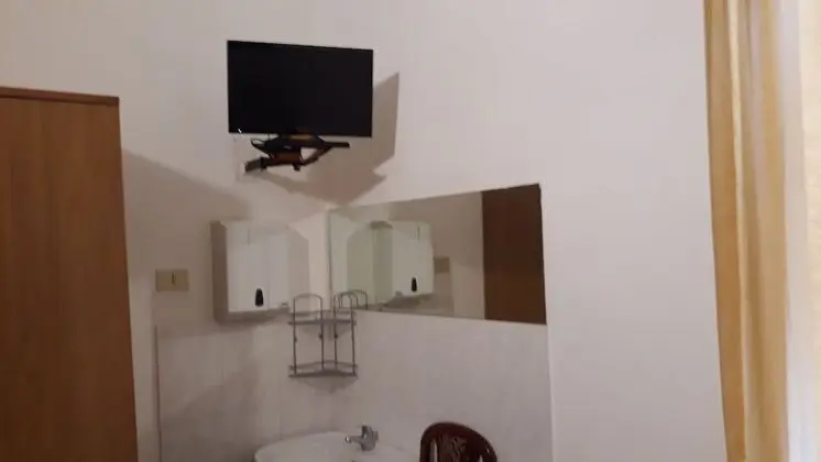 İki Ayrı Yataklı Oda, 2 Tek Kişilik Yatak, Ortak Banyo