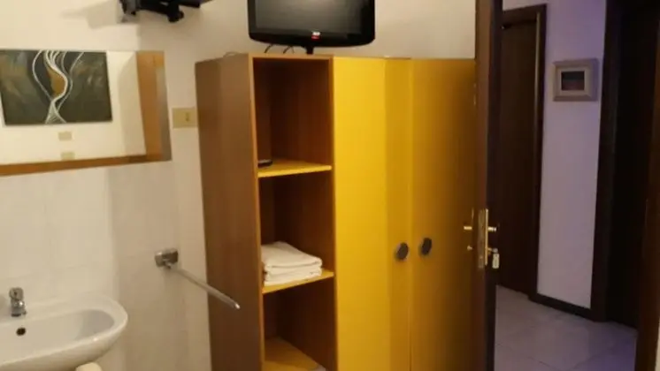 Tek Büyük Yataklı Oda, 1 Büyük (Queen) Boy Yatak, Ortak Banyo