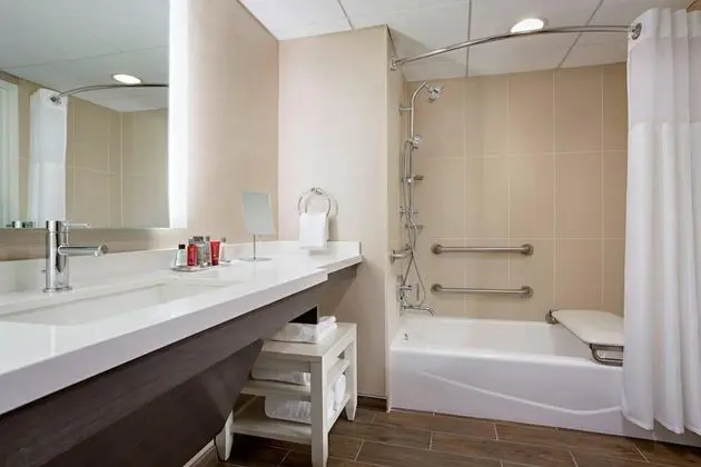 Oda, 2 Çift Kişilik Yatak (Mobility Accessible, Tub)