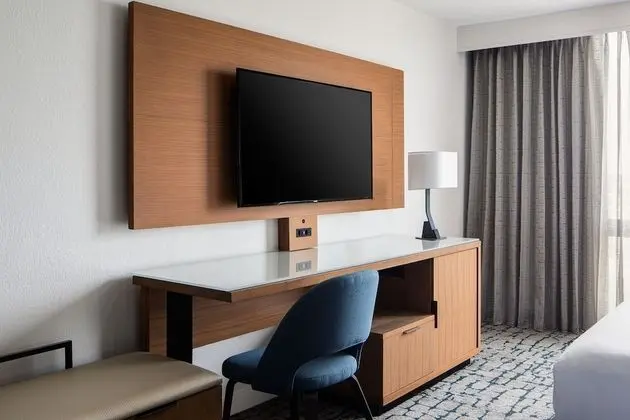 Concierge Room, Club Oda, 1 En Büyük (King) Boy Yatak ve Çekyat