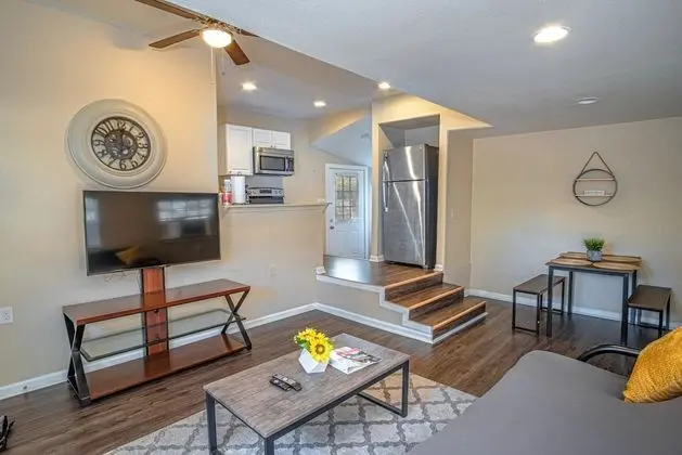 Ev (1 Bedroom)
