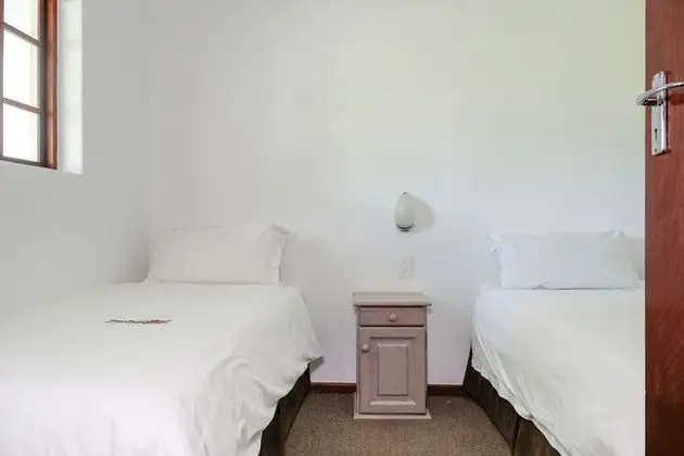 Double & 2 Single Beds Interleading Room
