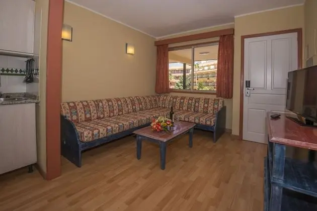 Superior Apart Daire (2 adults and 2 children)