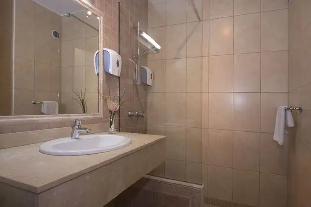 Superior Apart Daire (2 adults and 2 children)