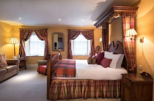 Tek Büyük Yataklı Oda (The Village Room)