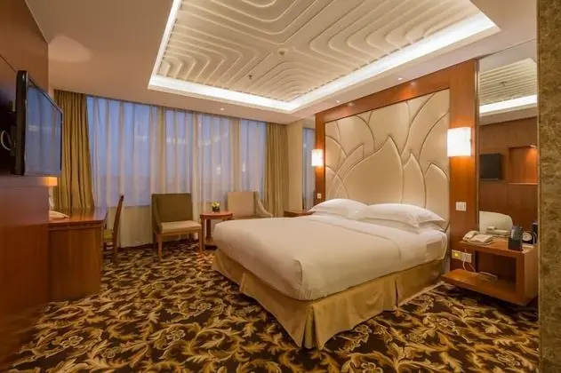 Standard Tek Büyük Yataklı Oda