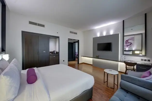 Süit, 1 En Büyük (King) Boy Yatak, Sigara İçilmez