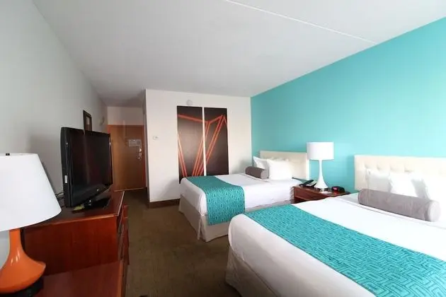 Standard Oda, 2 Büyük (Queen) Boy Yatak, Engellilere Uygun, Sigara İçilmez