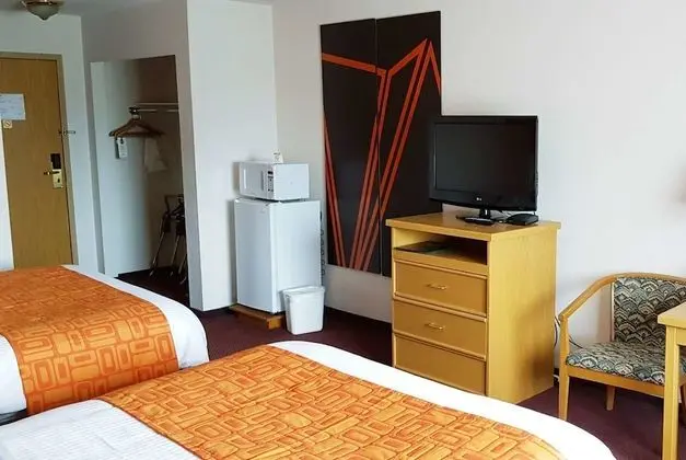 Oda, 2 Büyük (Queen) Boy Yatak, Sigara İçilmez (Pet Friendly)