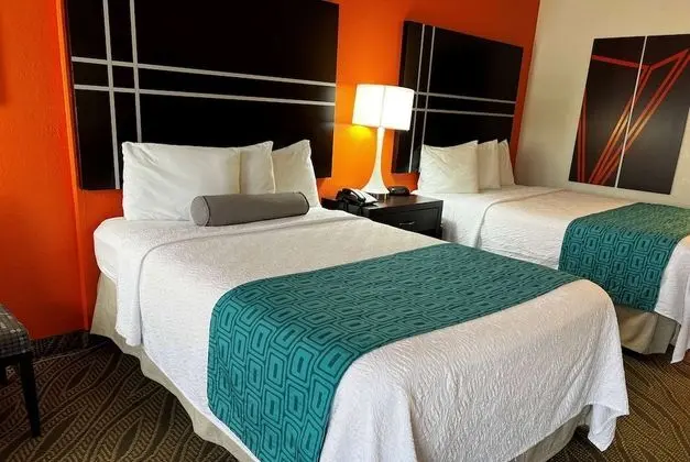 Tek Büyük Yataklı Oda, 2 Çift Kişilik Yatak, Sigara İçilebilir