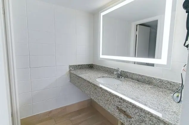 Oda, 1 En Büyük (King) Boy Yatak, Sigara İçilmez