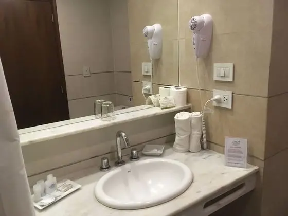 Oda, 2 Çift Kişilik Yatak, Sigara İçilmez