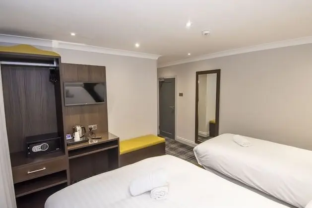 Double Room with Extra Single Bed