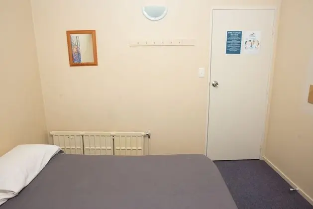 Basic Tek Büyük Yataklı Oda, Ortak Banyo
